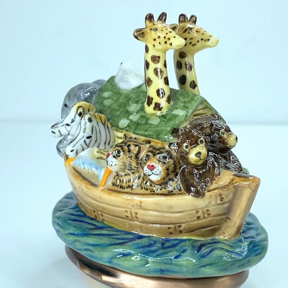 Halcyon Day  Noah's Ark Bonbonniere trinket box A172